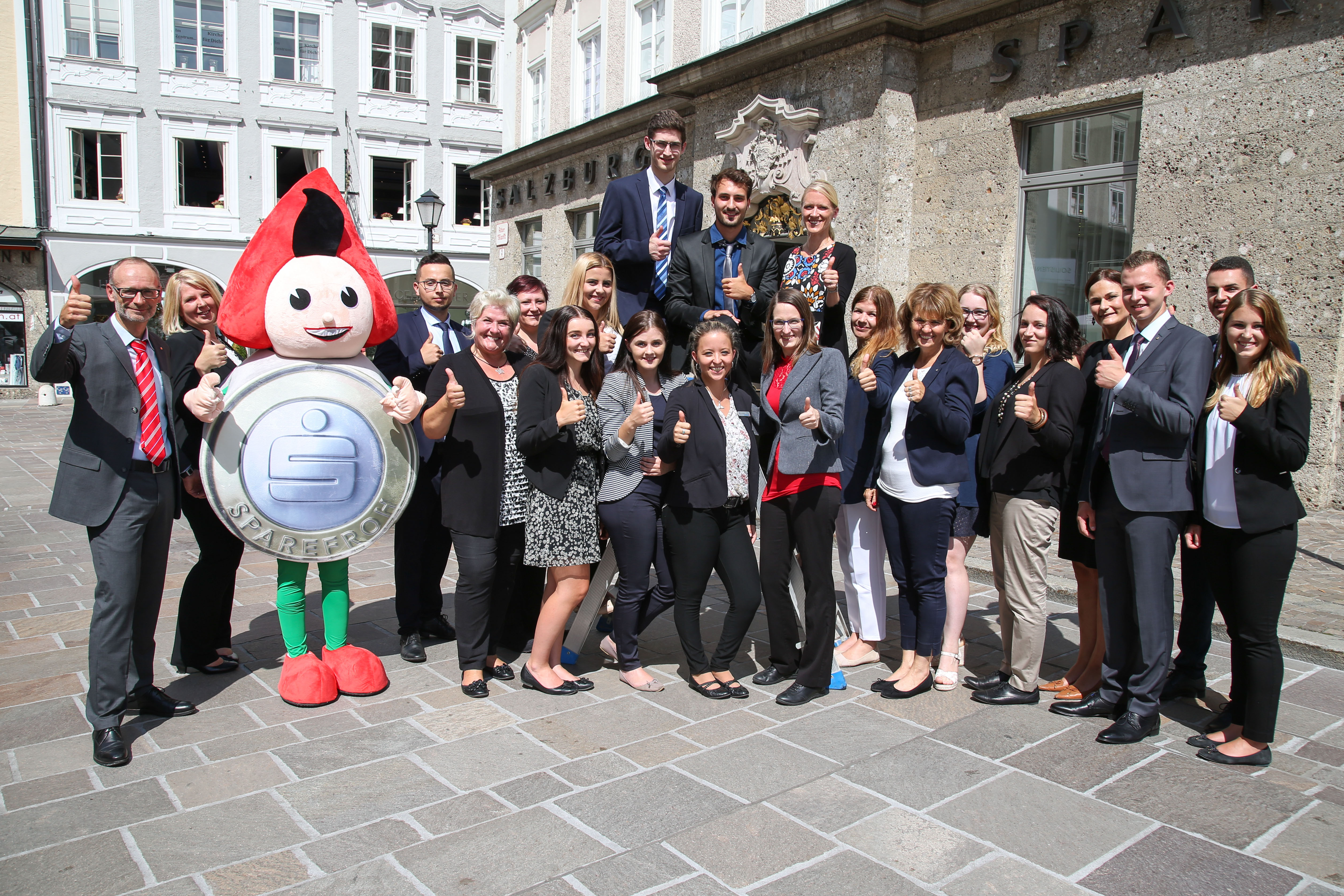 20 neue Mitarbeiterinnen und Mitarbeiter | Salzburger Sparkasse