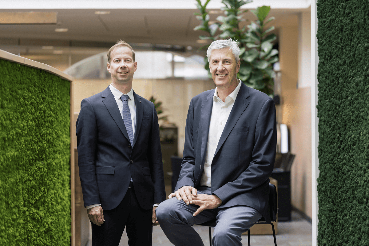 Die beiden Vorstände der Sparkasse Schwaz, Dr. Thomas Schiendl und Mag. Johannes Haid