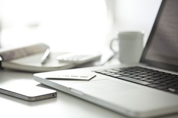 483612621 Absatz-Leasing-Objekt-Büro-Telekommunikation