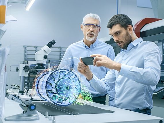 Kolegové modelují výrobní proces skrze virtuální realitu