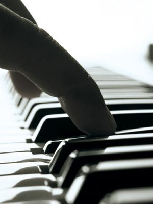 Play Piano Keys