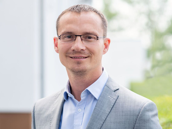 Bankéř České spořitelny Ctibor Arnold