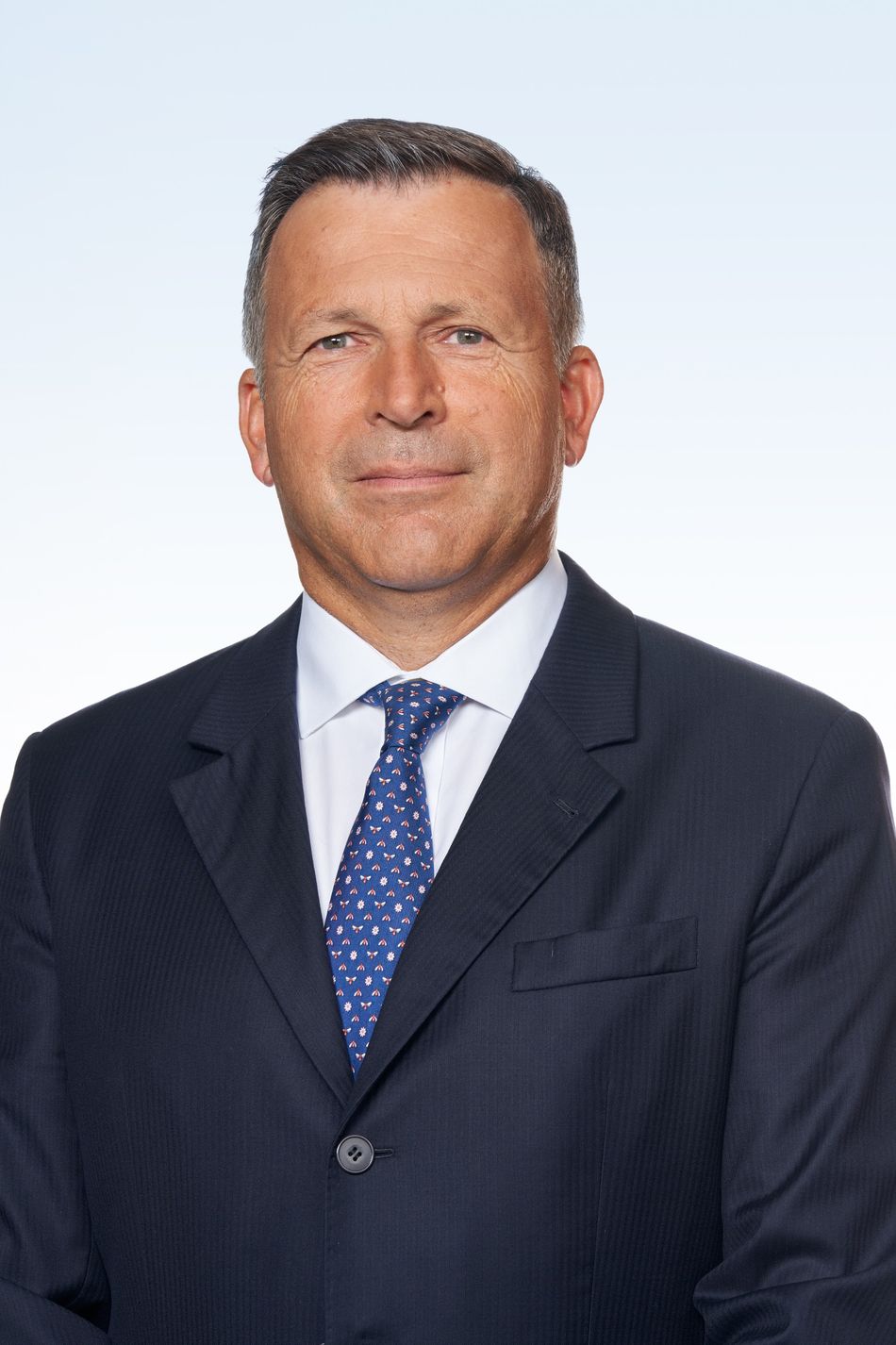 Erste Bank Portrait
