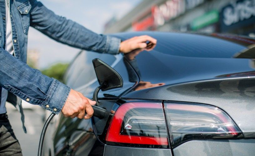 doba elektromobility - auto, dobíjení