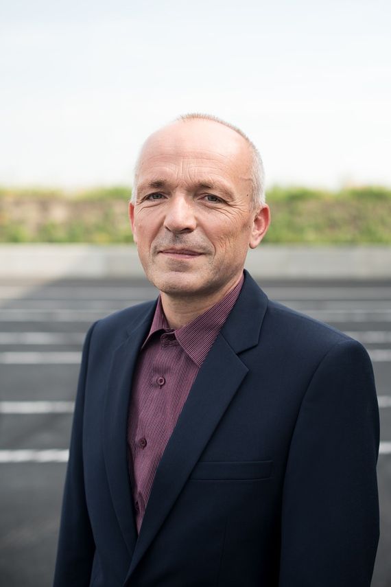 Bankéř České spořitelny Radek Novák