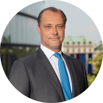 Template rund Ralf Kunzmann