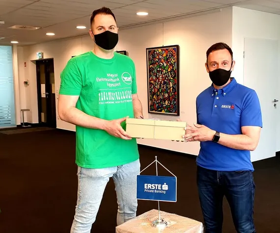 Halmai Tibor, Magyar Élelmiszerbank Egyesület és Somlai László, Erste Private Banking vezető