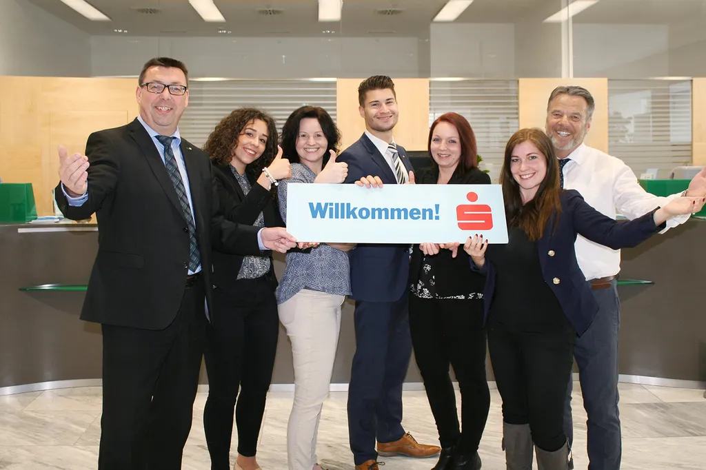 Kommen Sie mit Ihrem Konto zur Sparkasse Feldkirch. Wir freuen uns auf Sie!