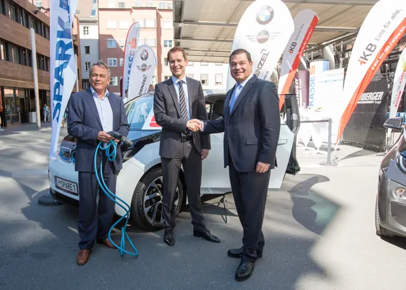 Übergabe des neuen BMW i3