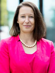Christina Mayer