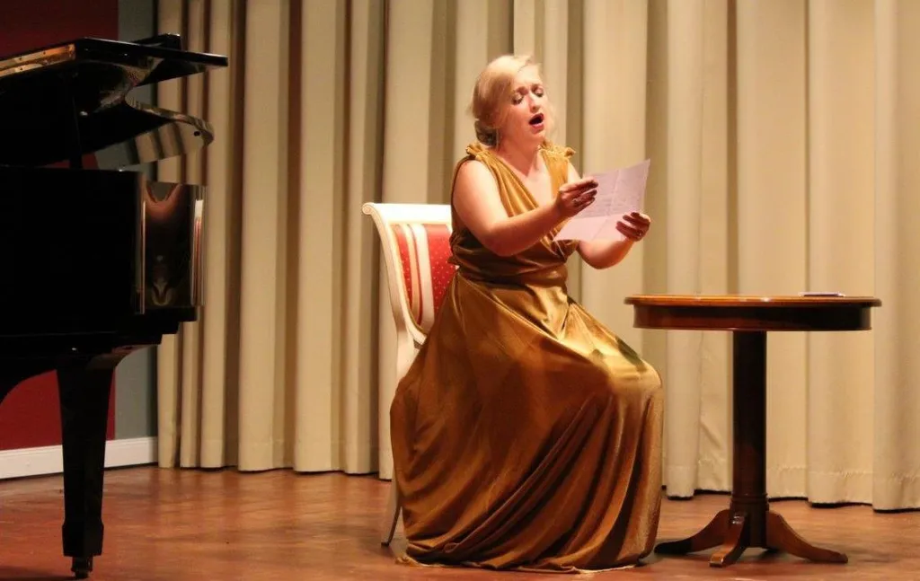 Laure Catherine Beyers aus Belgien verzauberte das Publikum mit „Der Zwerg“ von Franz Schubert. Foto: Veronika Spielbichler
