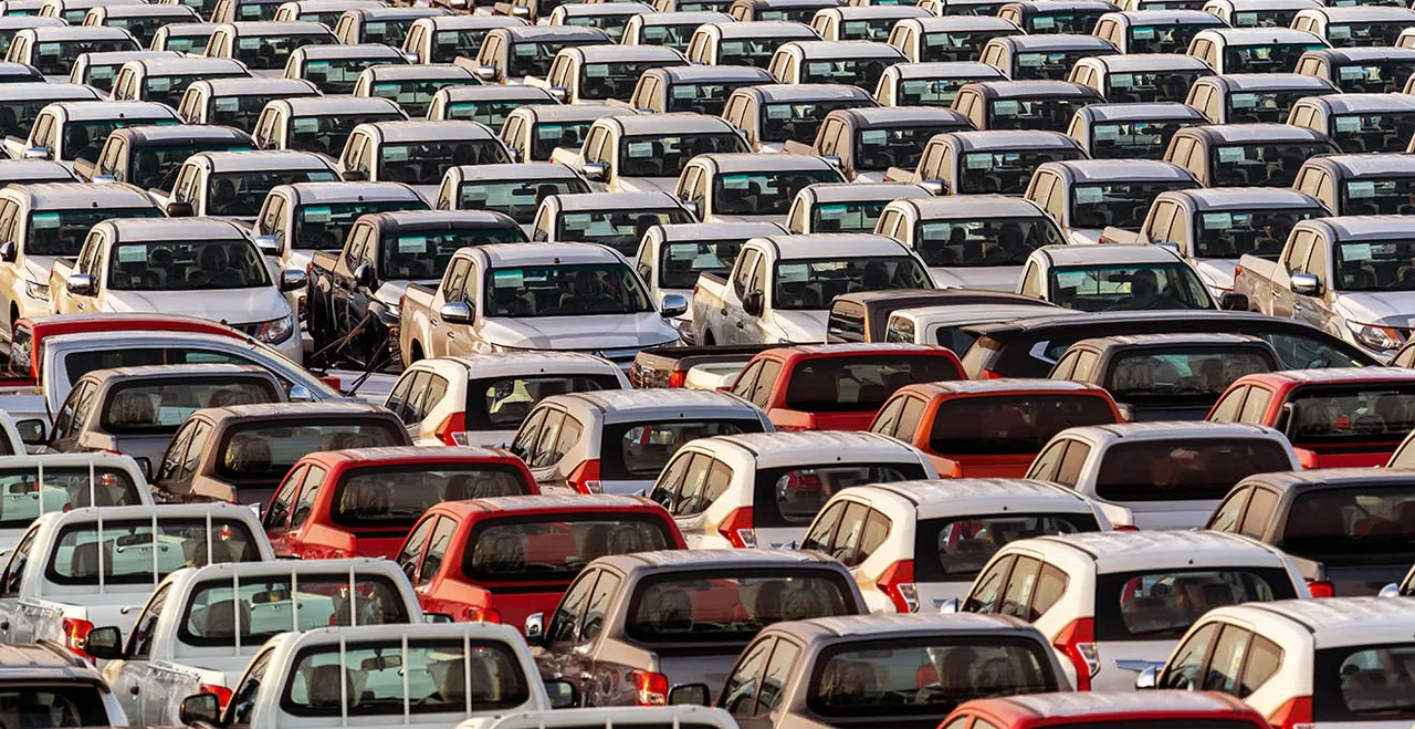 Viele parkenden Autos