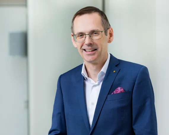 Foto zeigt Oliver Kröpfl