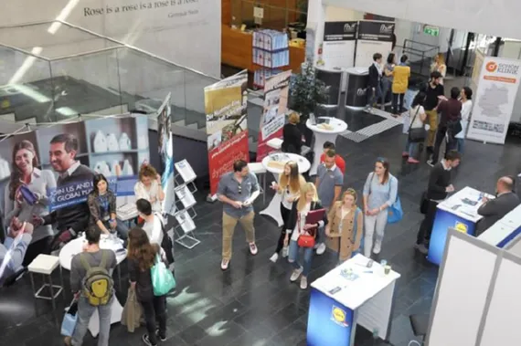 Rund 500 BesucherInnen informierten sich auf der Meet & Match 2017. Foto: FH Kufstein Tirol