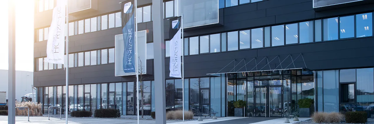FACC - Außenansicht Unternehmensgebäude