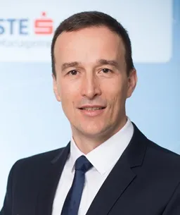 Porträt von Péter Varga, Senior Prof. Fund Manager