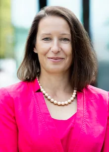 Christina Mayer